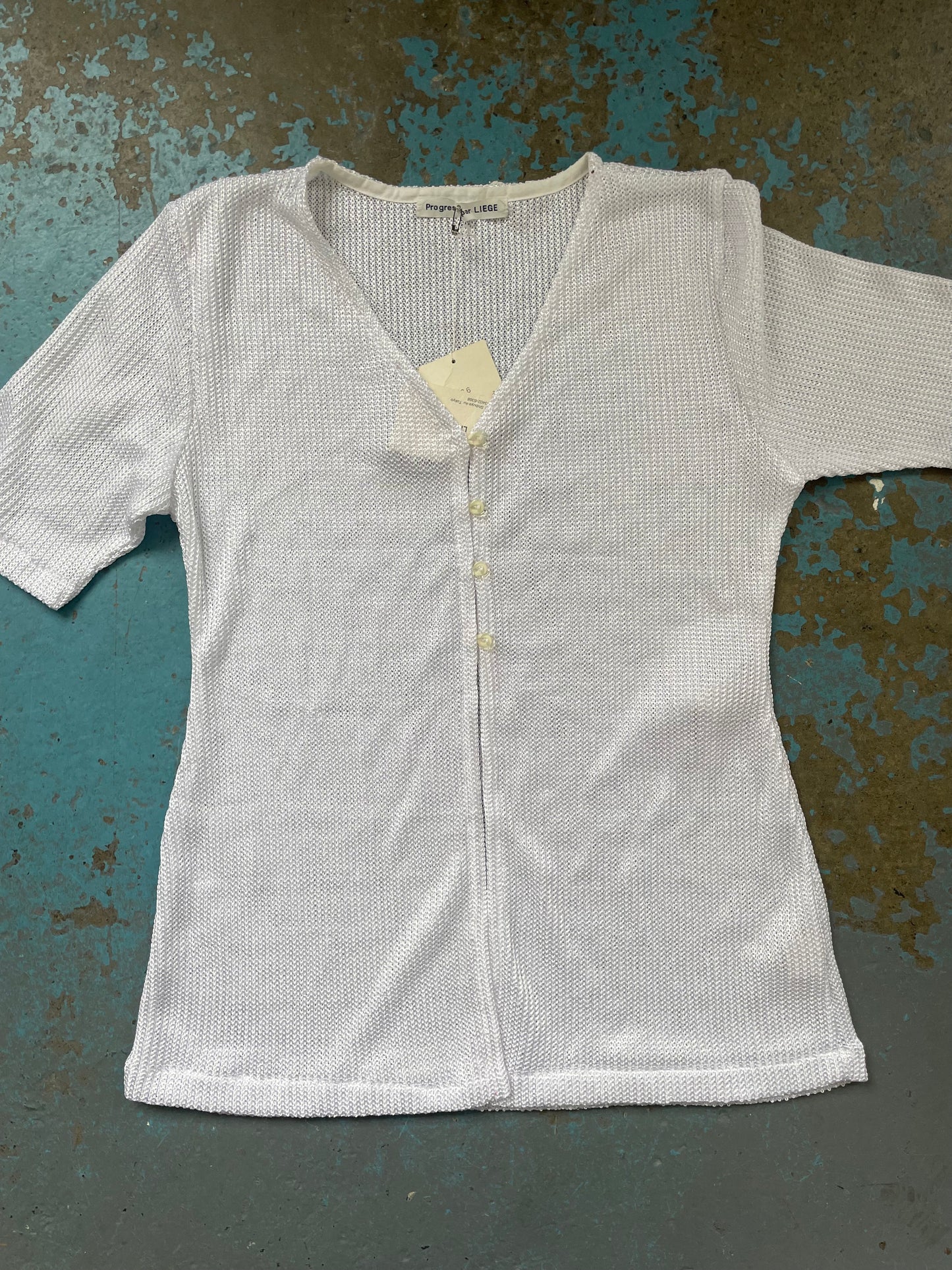 White Short Sleeve Knit - S/M