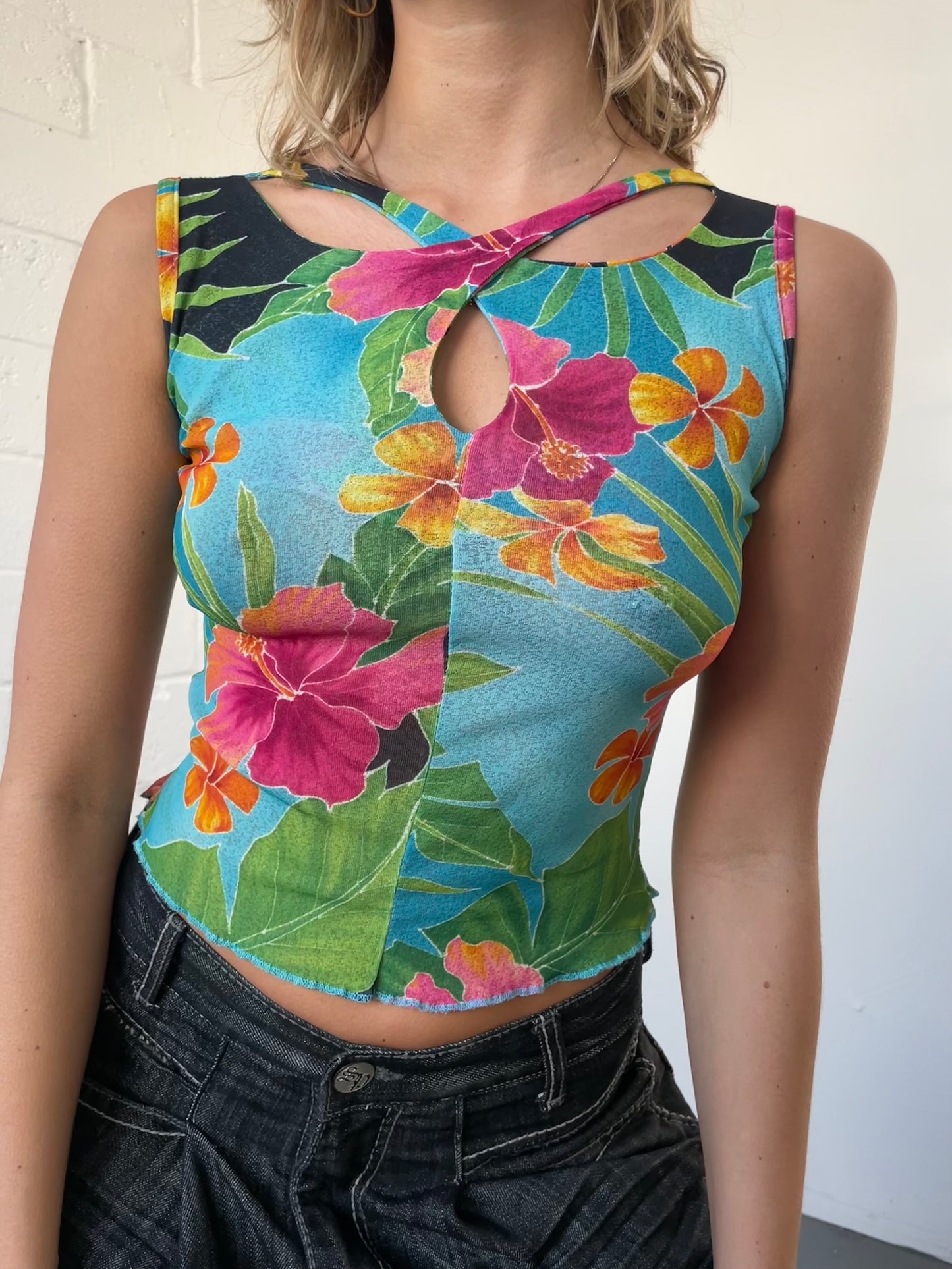 Hibiscus Print Mesh Top